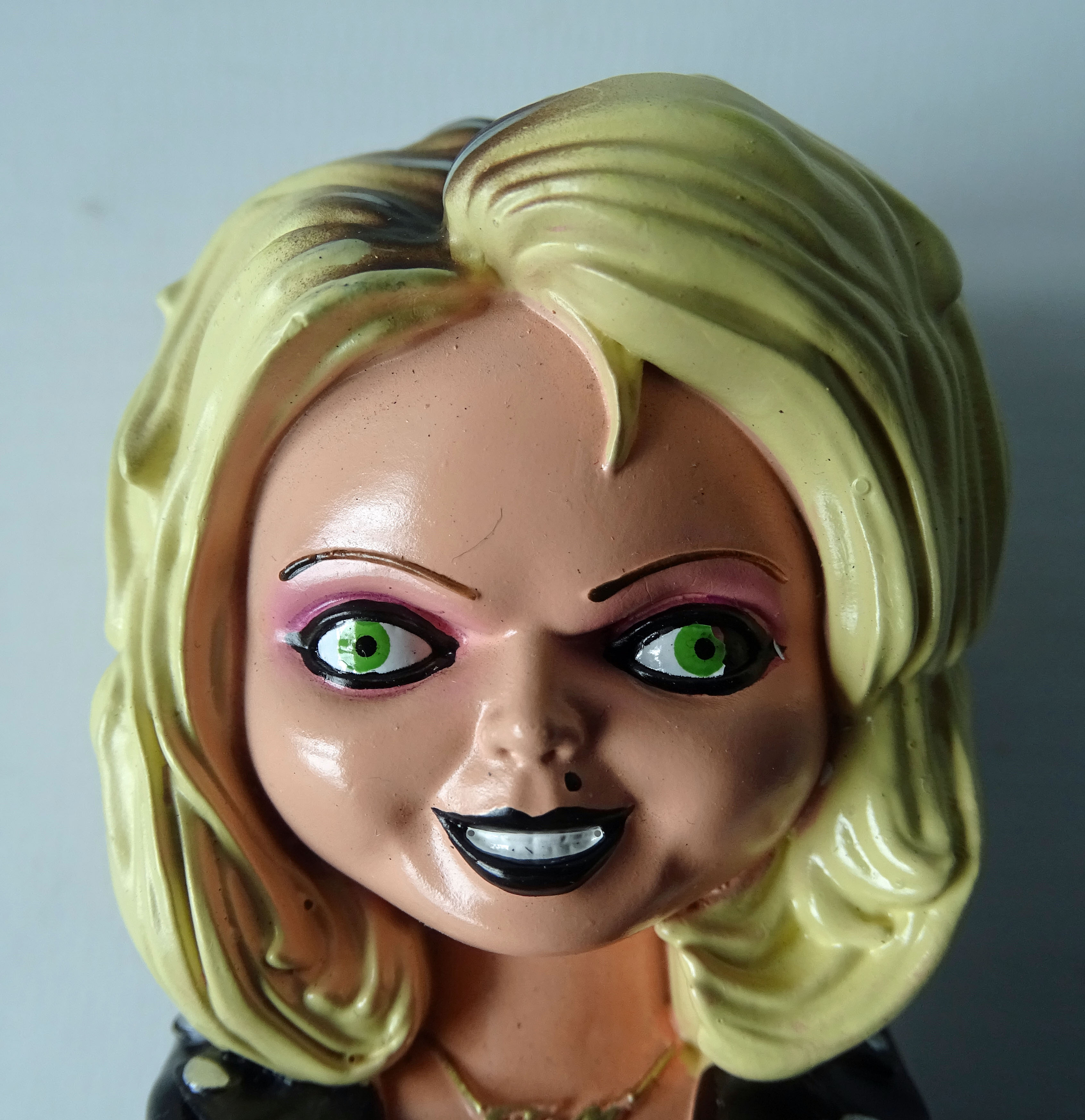 https://www.benvita-shop.de/ebay/Figuren/tiffany2/tiffany4.jpg